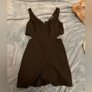 Women’s black romper medium